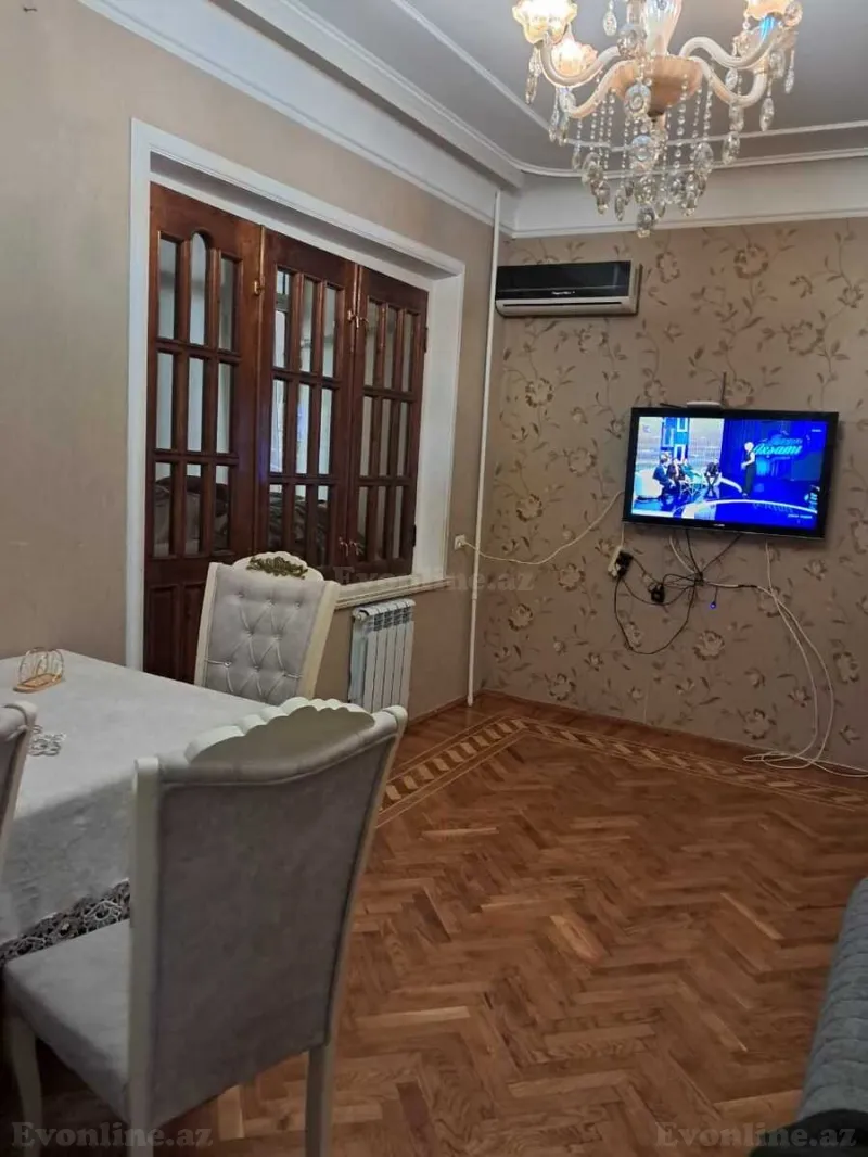 Satılır 2 otaqlı Mənzil Köhnə tikili 70 m² 9-cu mikrorayon - şəkil 12