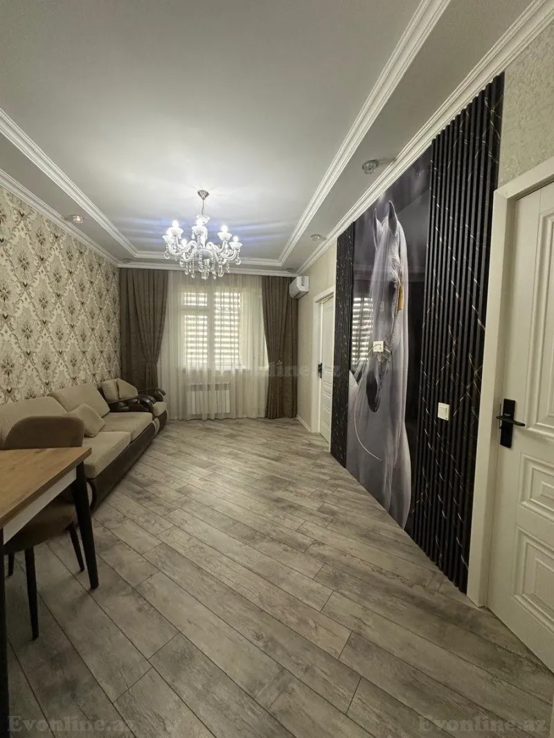 2 otaqlı Mənzil 60 m² 9-cu mikrorayon Satılır