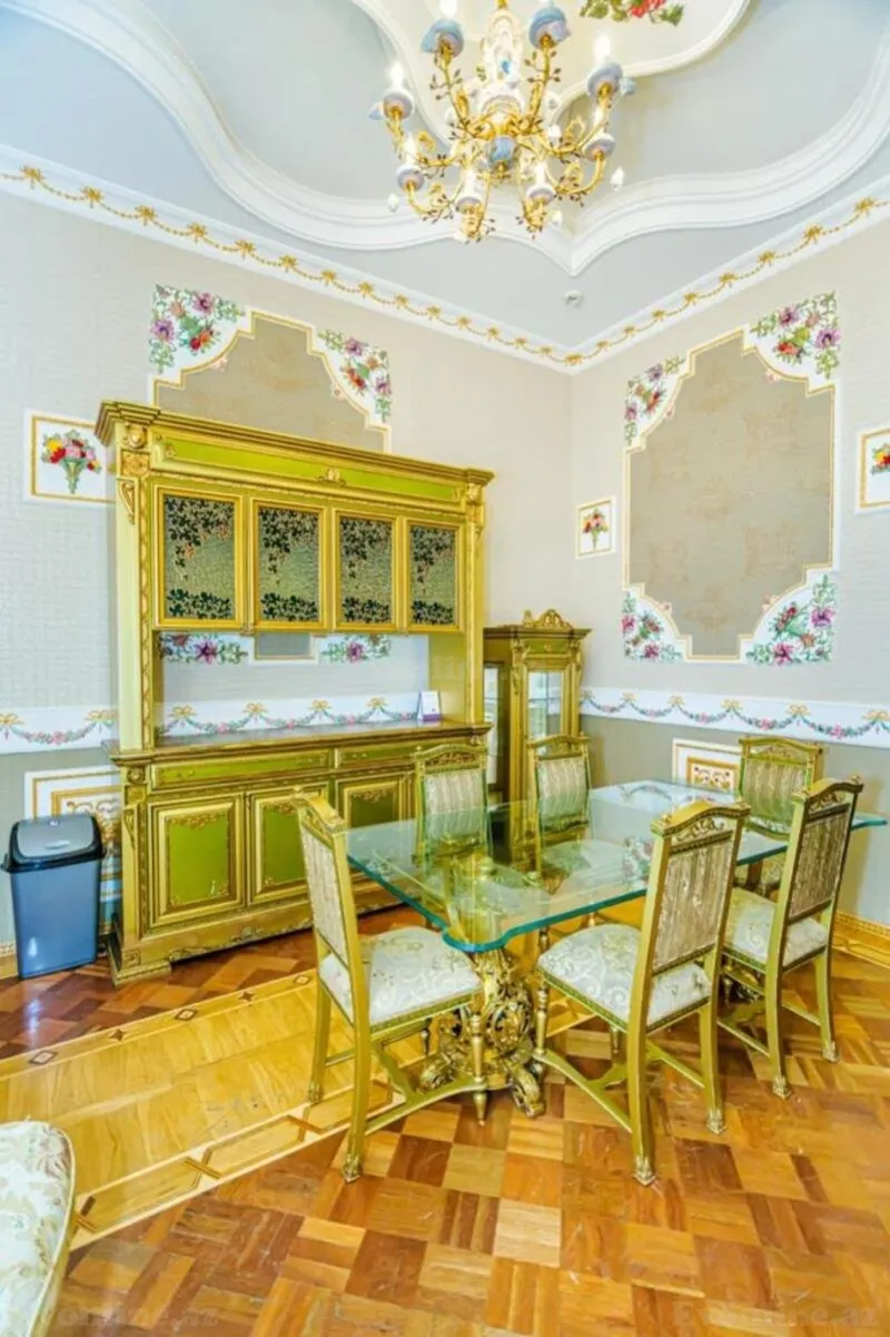 Kirayə verilir 5 otaqlı Mənzil Köhnə tikili 255 m² Sahil m. - şəkil 14