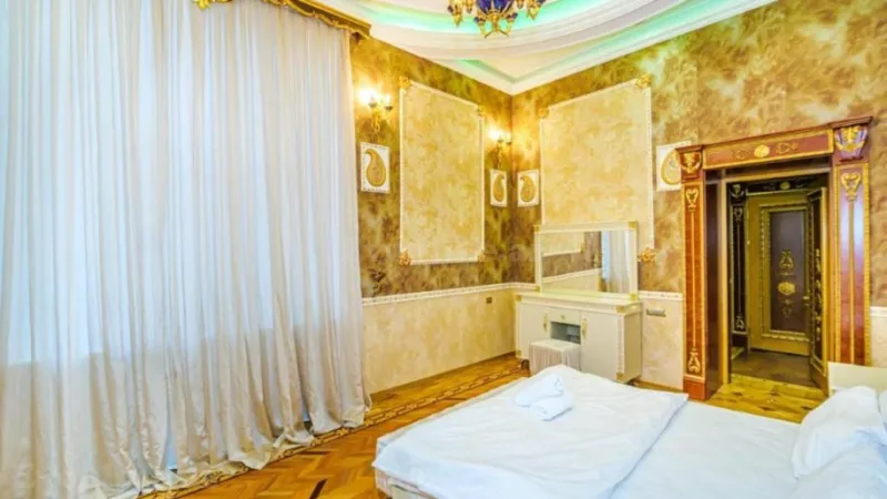 Kirayə verilir 5 otaqlı Mənzil Köhnə tikili 255 m² Sahil m. - şəkil 17