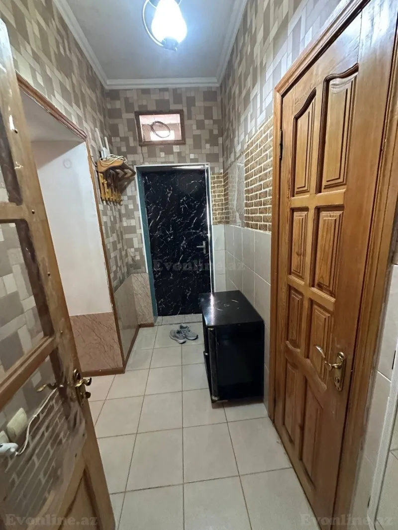 Kirayə verilir 1 otaqlı Mənzil Köhnə tikili 30 m² Əhmədli m. - şəkil 3