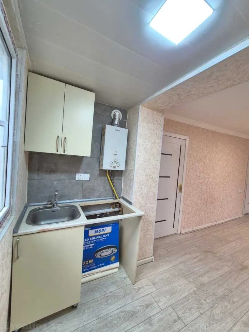 Satılır 2 otaqlı Mənzil Köhnə tikili 40 m² İnşaatçılar m. - şəkil 5