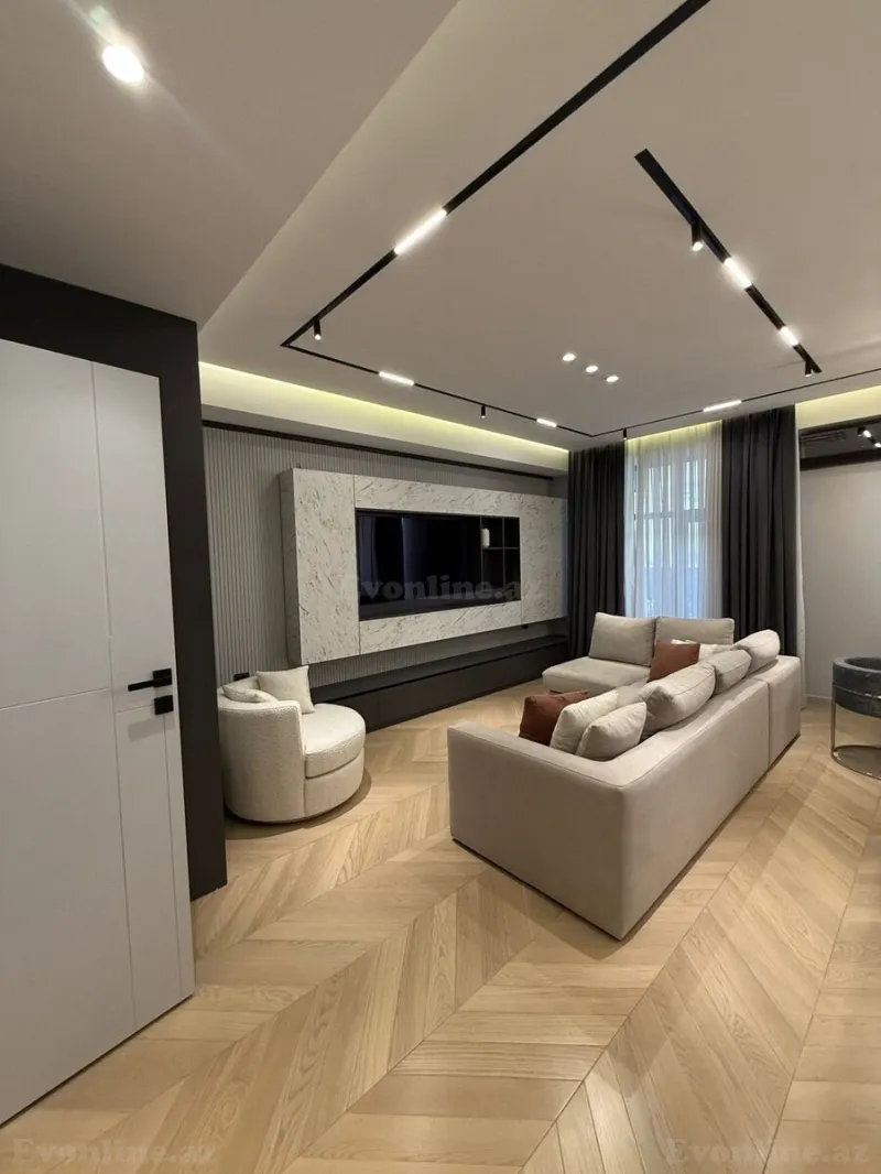 3 otaqlı Mənzil 135 m² Nərimanov r. Satılır