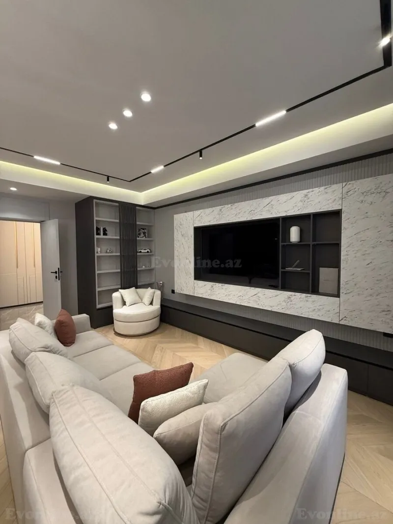 Satılır 3 otaqlı Mənzil Yeni tikili 135 m² Nərimanov r. - şəkil 3