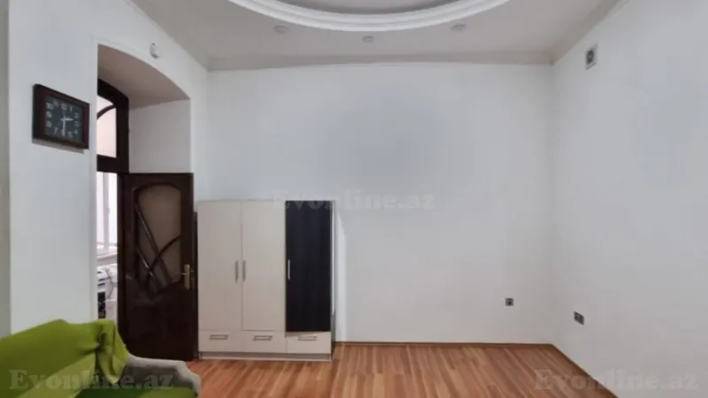 Satılır 3 otaqlı Mənzil Köhnə tikili 85 m² Sahil m. - şəkil 3