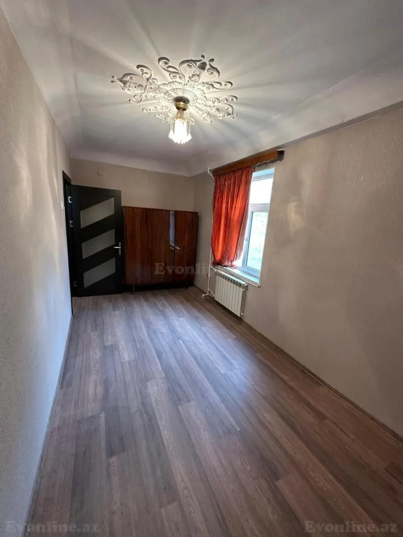 Satılır 2 otaqlı Mənzil Köhnə tikili 55 m² 8-ci kilometr - şəkil 2