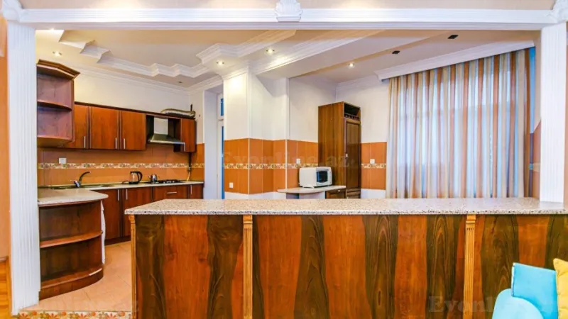 Kirayə verilir 2 otaqlı Mənzil Yeni tikili 120 m² 28 May m. - şəkil 9