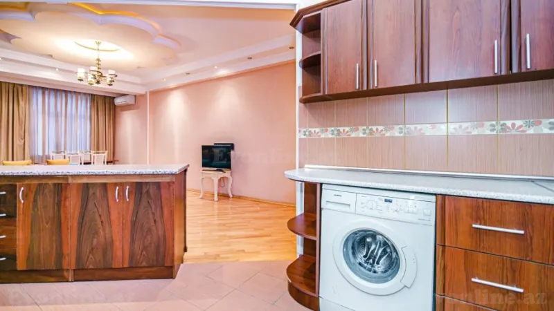 Kirayə verilir 2 otaqlı Mənzil Yeni tikili 120 m² 28 May m. - şəkil 10