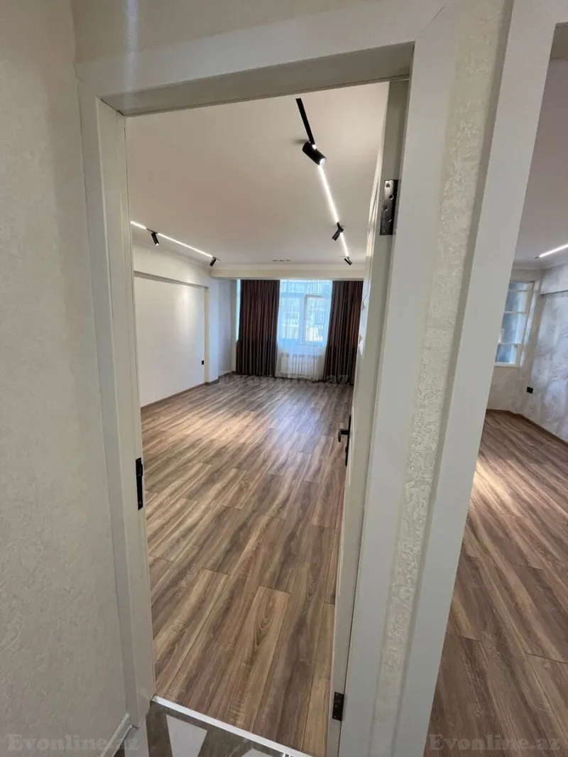 Satılır 2 otaqlı Mənzil Köhnə tikili 60 m² Nərimanov r. - şəkil 5