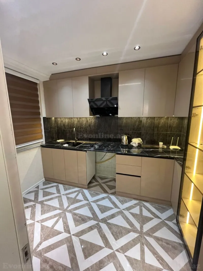 Satılır 2 otaqlı Mənzil Köhnə tikili 60 m² Nərimanov r. - şəkil 7