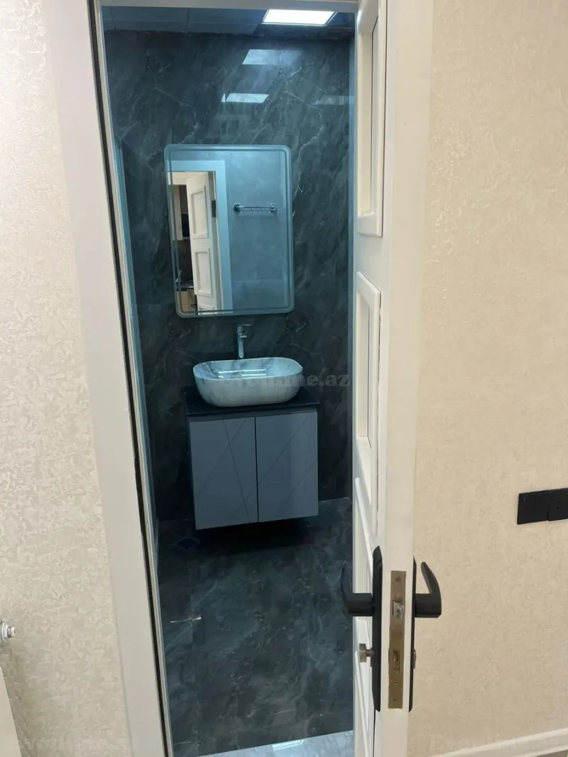 Satılır 2 otaqlı Mənzil Köhnə tikili 60 m² Nərimanov r. - şəkil 14