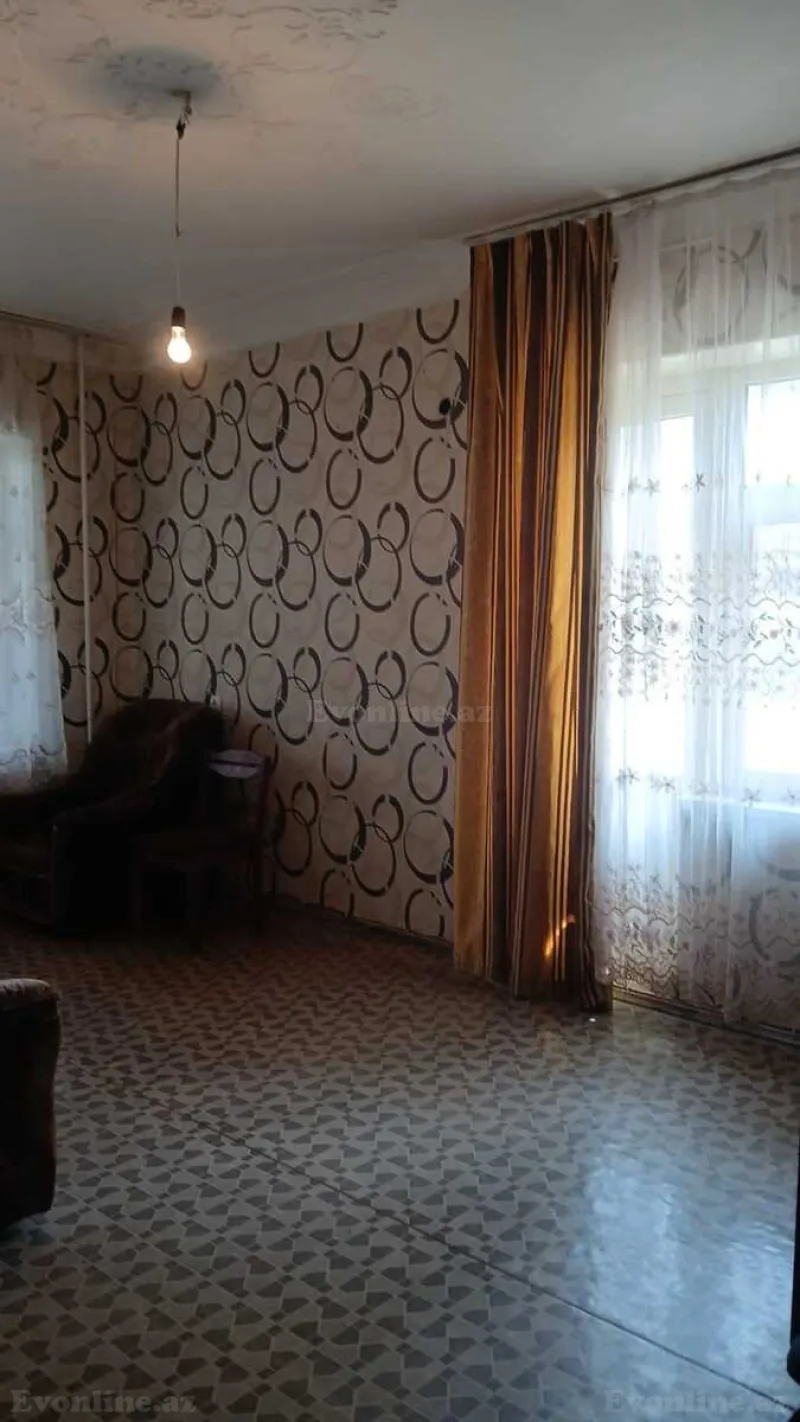 2 otaqlı Mənzil 35 m² 9-cu mikrorayon Satılır