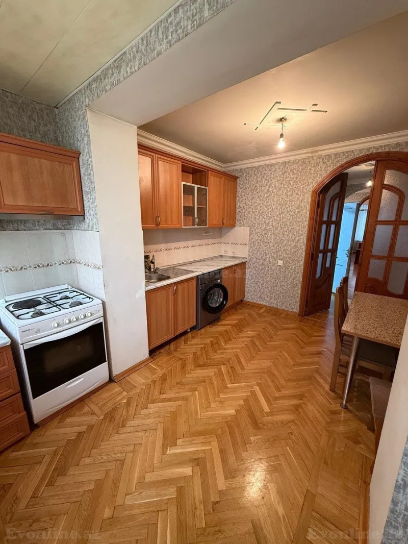 Satılır 3 otaqlı Mənzil Köhnə tikili 85 m² Nərimanov r. - şəkil 5