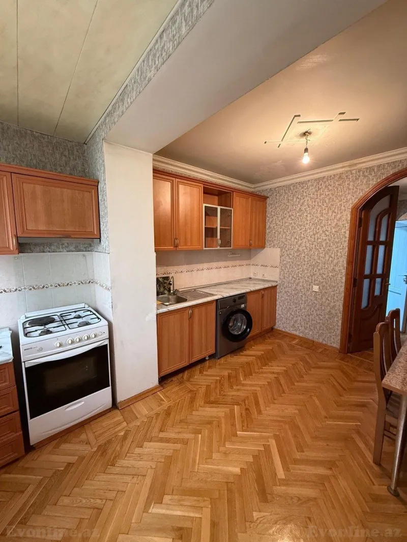 Satılır 3 otaqlı Mənzil Köhnə tikili 85 m² Nərimanov r. - şəkil 6