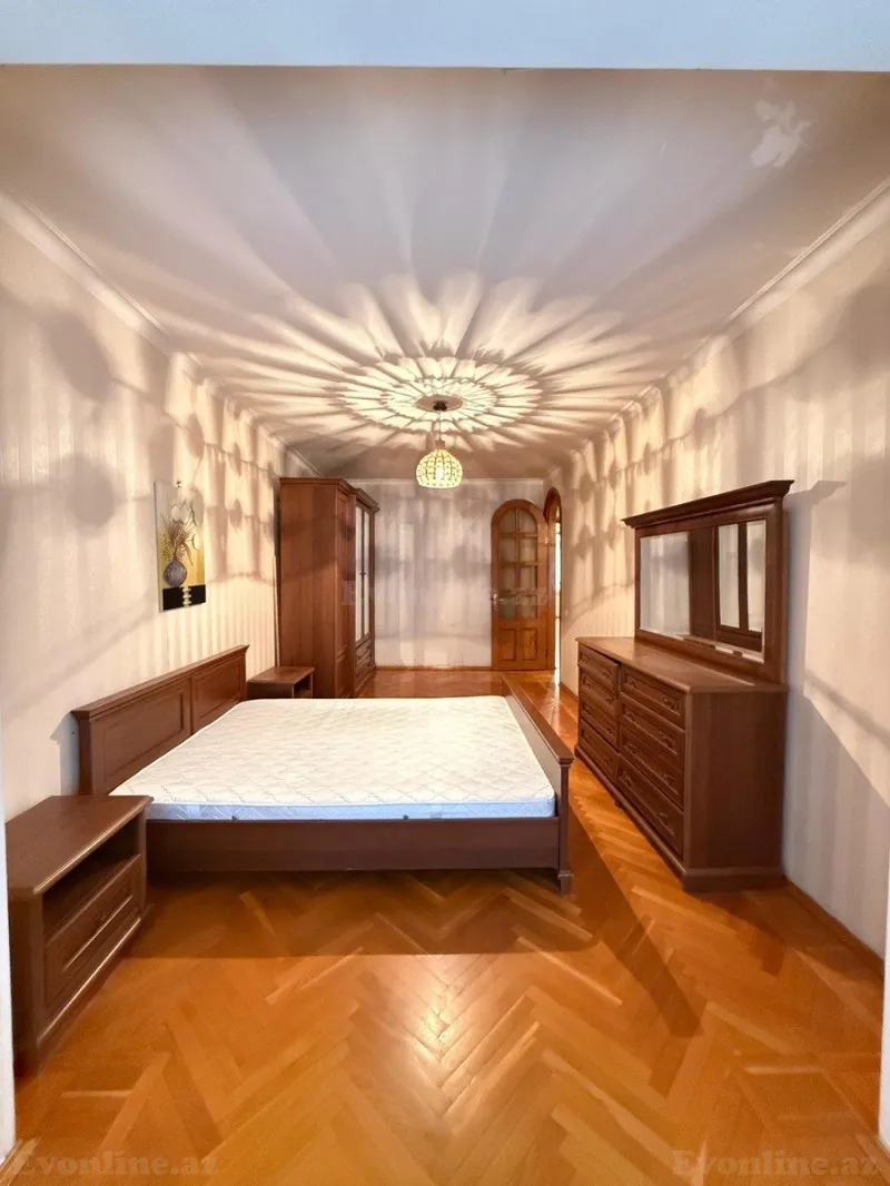 Satılır 3 otaqlı Mənzil Köhnə tikili 85 m² Nərimanov r. - şəkil 11