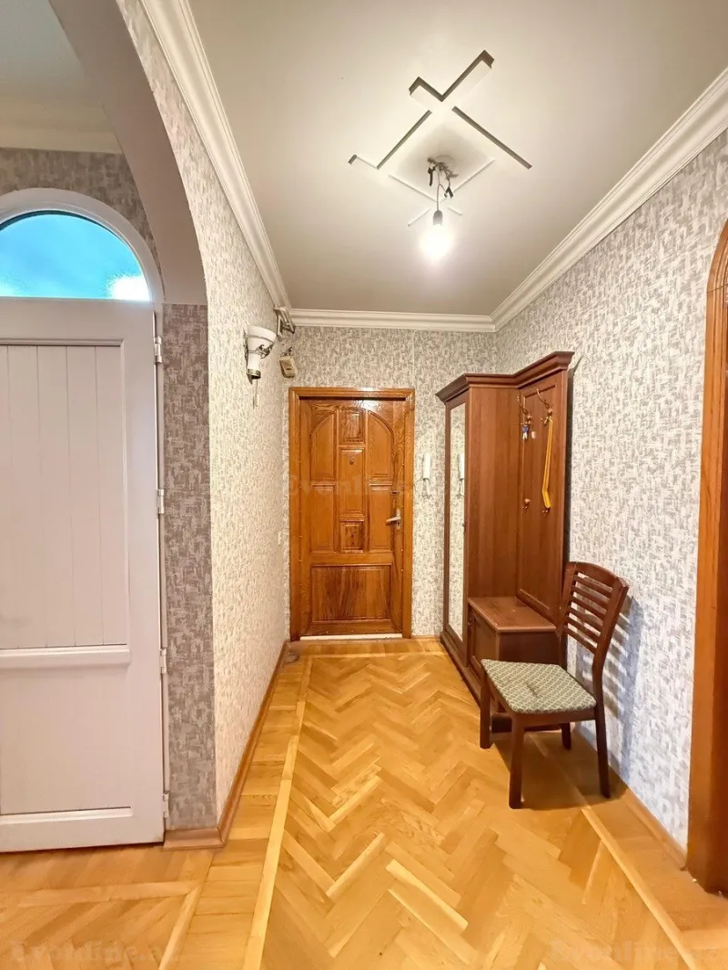 Satılır 3 otaqlı Mənzil Köhnə tikili 85 m² Nərimanov r. - şəkil 16