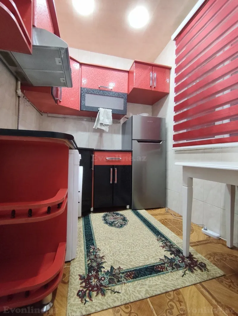 Kirayə verilir 3 otaqlı Mənzil Köhnə tikili 70 m² Memar Əcəmi m. - şəkil 2