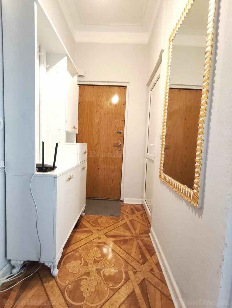 Kirayə verilir 3 otaqlı Mənzil Köhnə tikili 70 m² Memar Əcəmi m. - şəkil 9