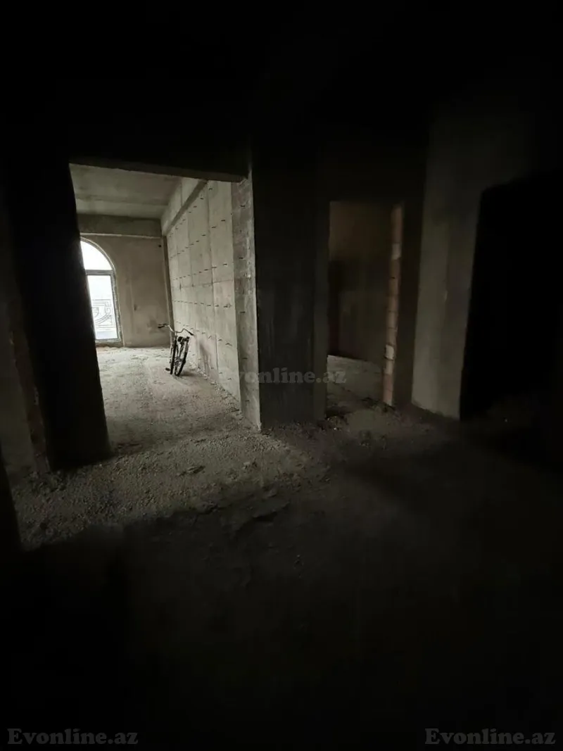 Satılır 3 otaqlı Mənzil Yeni tikili 168 m² 28 May m. - şəkil 14