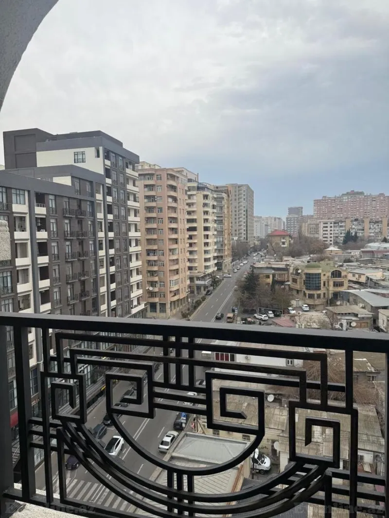 Satılır 3 otaqlı Mənzil Yeni tikili 168 m² 28 May m. - şəkil 18