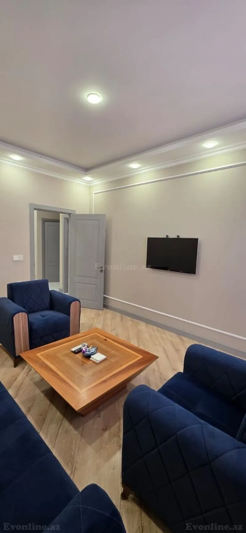 2 otaqlı Mənzil 90 m² 7-ci mikrorayon Kirayə verilir