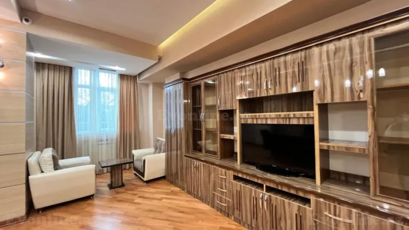 Kirayə verilir Ofis 160 m² Yasamal r. - şəkil 5