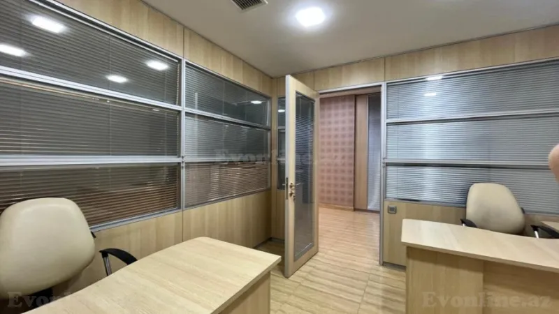 Kirayə verilir Ofis 160 m² Yasamal r. - şəkil 14