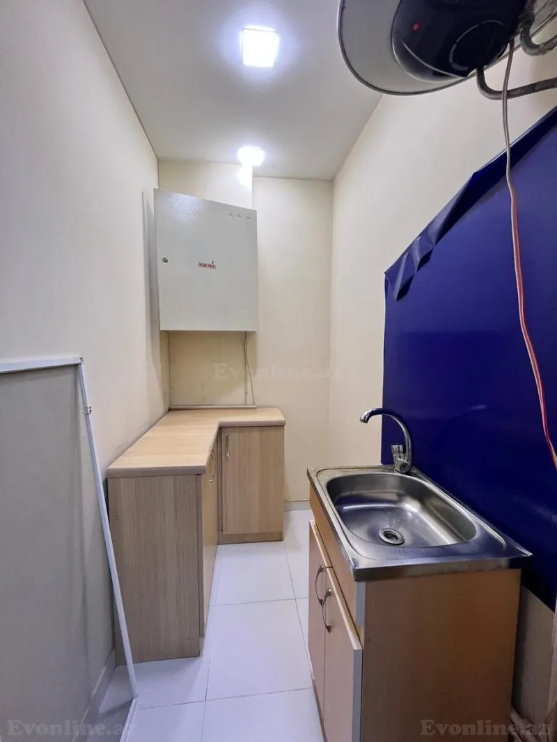 Kirayə verilir Ofis 160 m² Yasamal r. - şəkil 26