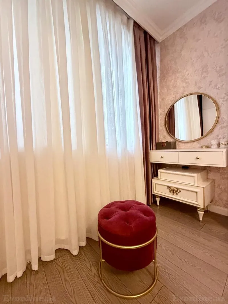 3 otaqlı Mənzil 70 m² Xətai r. Satılır