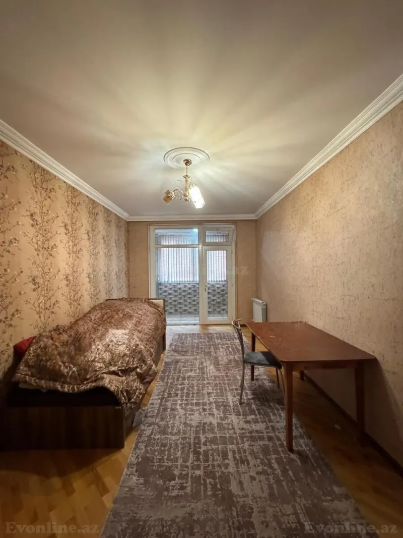 Satılır 4 otaqlı Mənzil Köhnə tikili 100 m² Sabunçu r. - şəkil 7