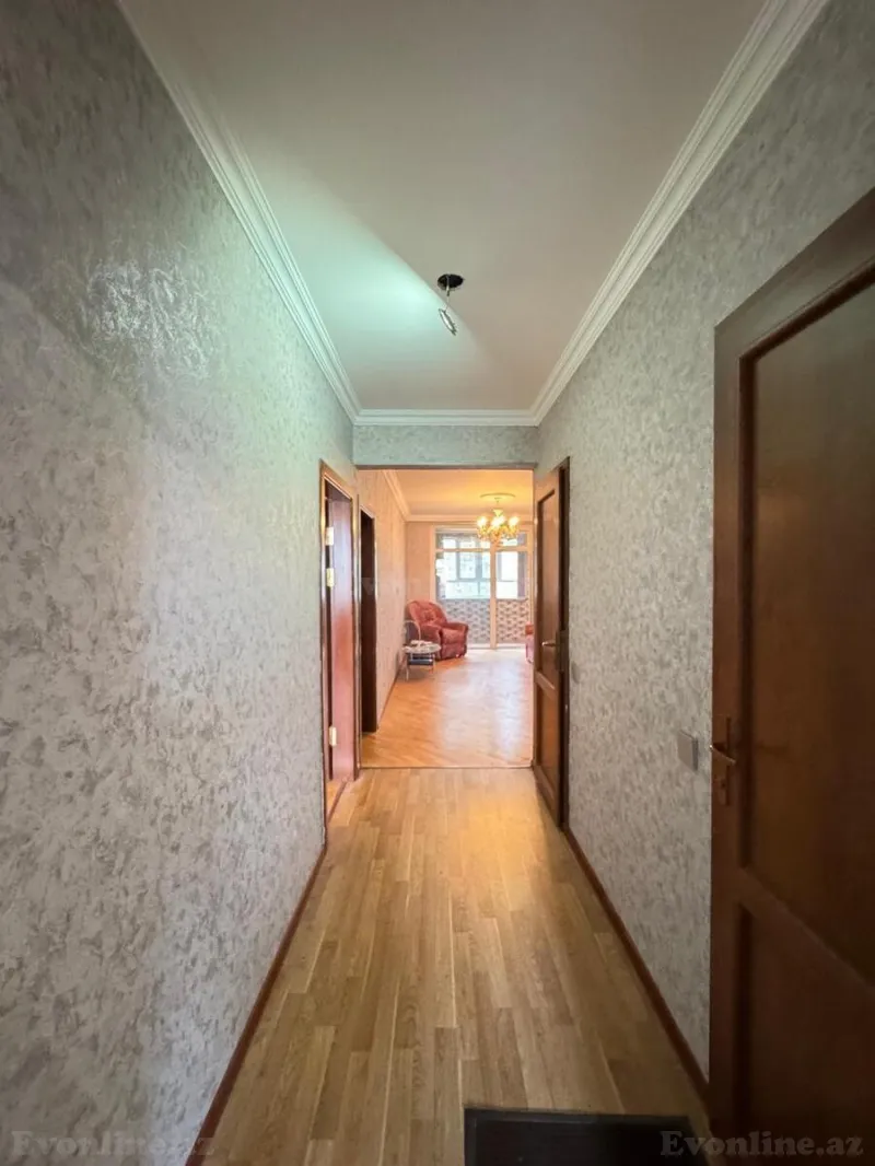 Satılır 4 otaqlı Mənzil Köhnə tikili 100 m² Sabunçu r. - şəkil 12