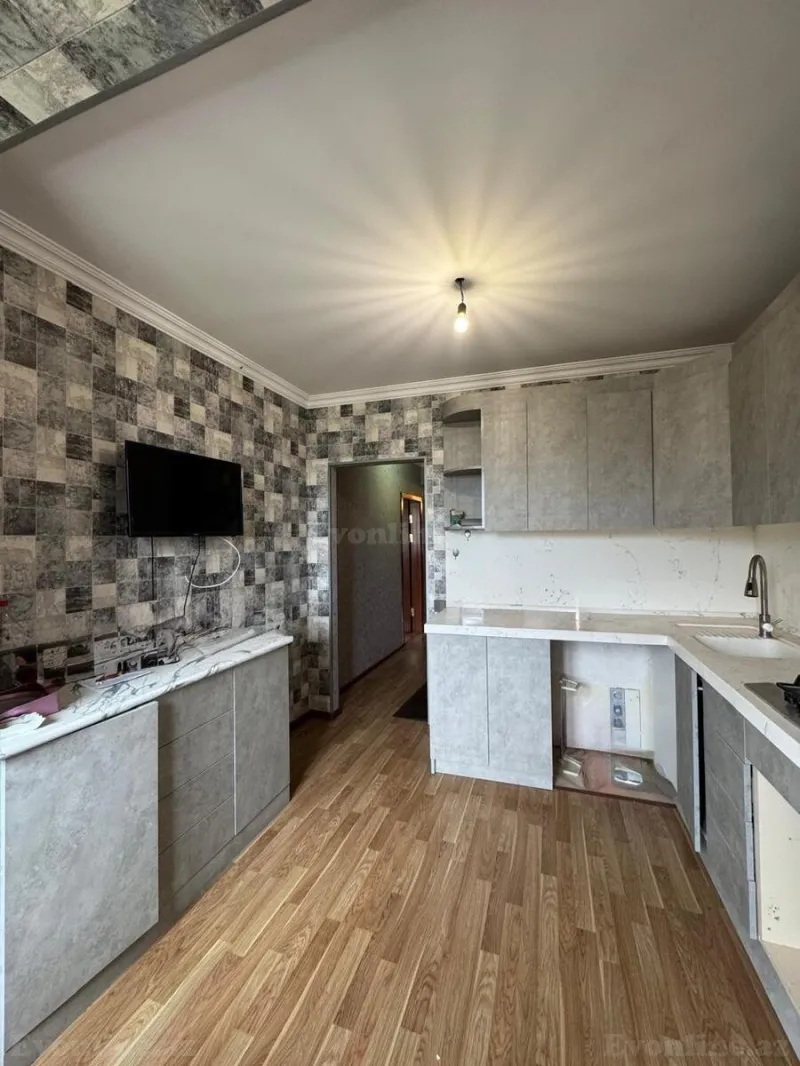 Satılır 4 otaqlı Mənzil Köhnə tikili 100 m² Sabunçu r. - şəkil 15