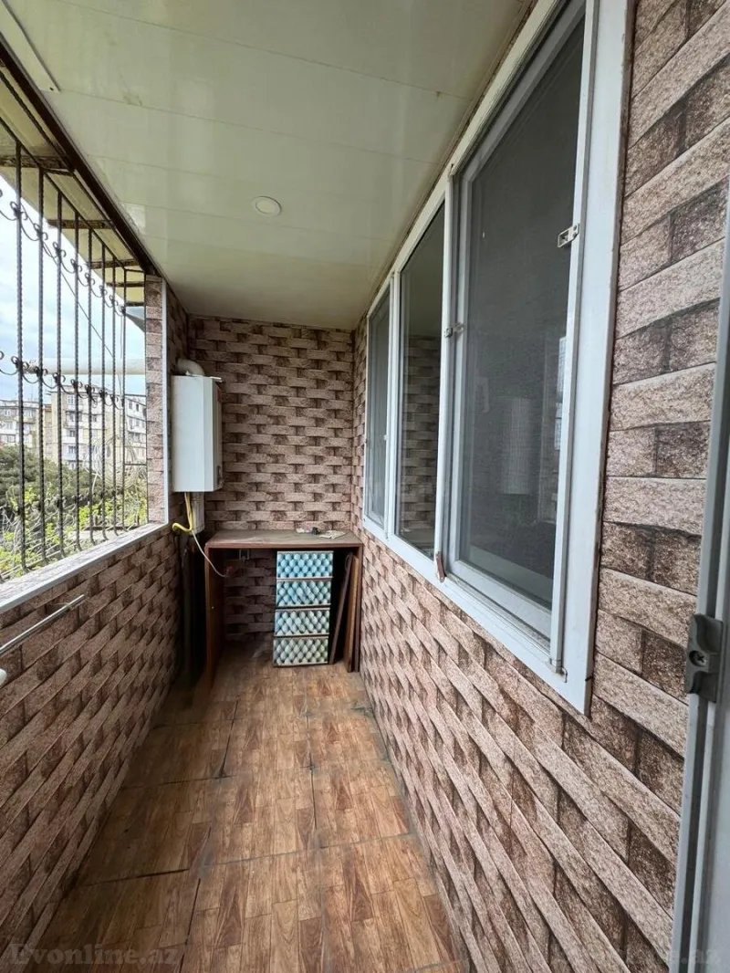 Satılır 4 otaqlı Mənzil Köhnə tikili 100 m² Sabunçu r. - şəkil 18