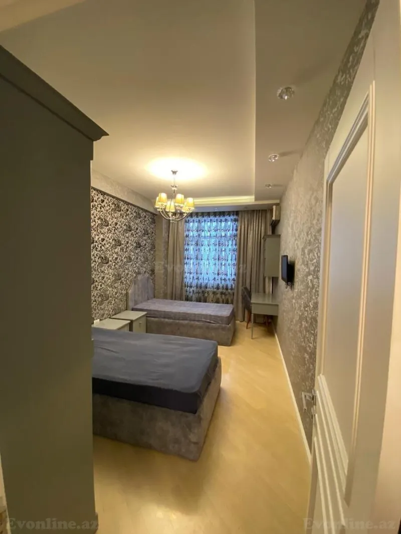 Kirayə verilir 3 otaqlı Mənzil Yeni tikili 150 m² İnşaatçılar m. - şəkil 14