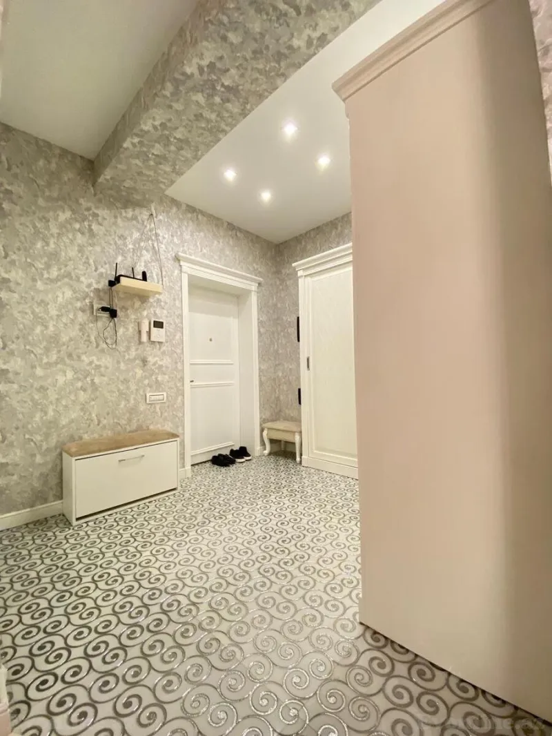 Kirayə verilir 3 otaqlı Mənzil Yeni tikili 150 m² İnşaatçılar m. - şəkil 21