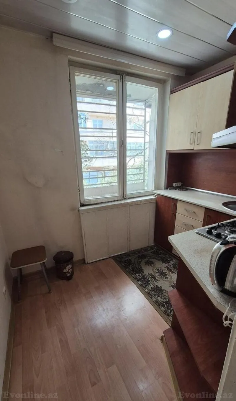 Satılır 1 otaqlı Mənzil Köhnə tikili 35 m² Yasamal - şəkil 5