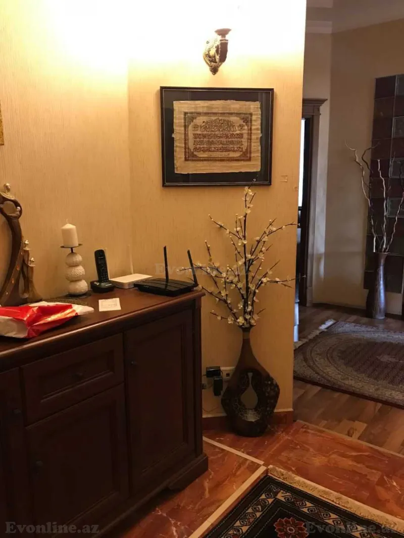 Kirayə verilir 2 otaqlı Mənzil Yeni tikili 90 m² 28 May m. - şəkil 4