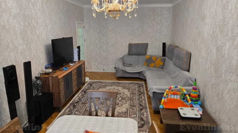 Satılır 3 otaqlı Mənzil Köhnə tikili 100 m² 9-cu mikrorayon - şəkil 2