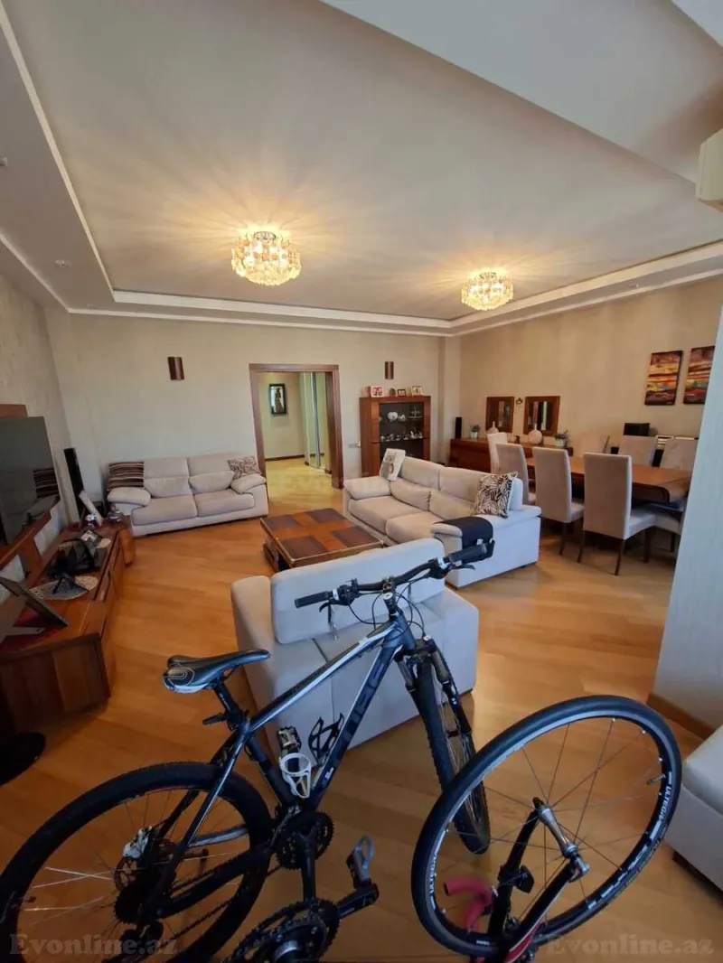 Satılır 4 otaqlı Mənzil Yeni tikili 159 m² Xətai m. - şəkil 15