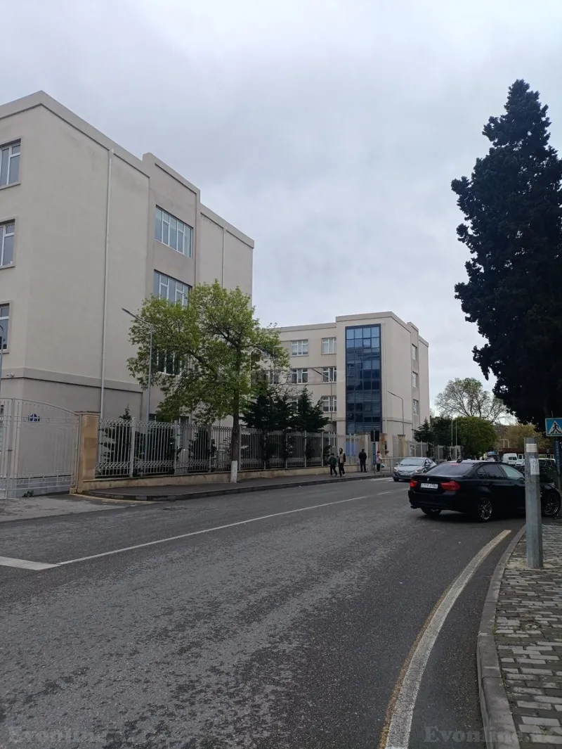 Satılır 2 otaqlı Mənzil Köhnə tikili 50 m² Əmircan - şəkil 18