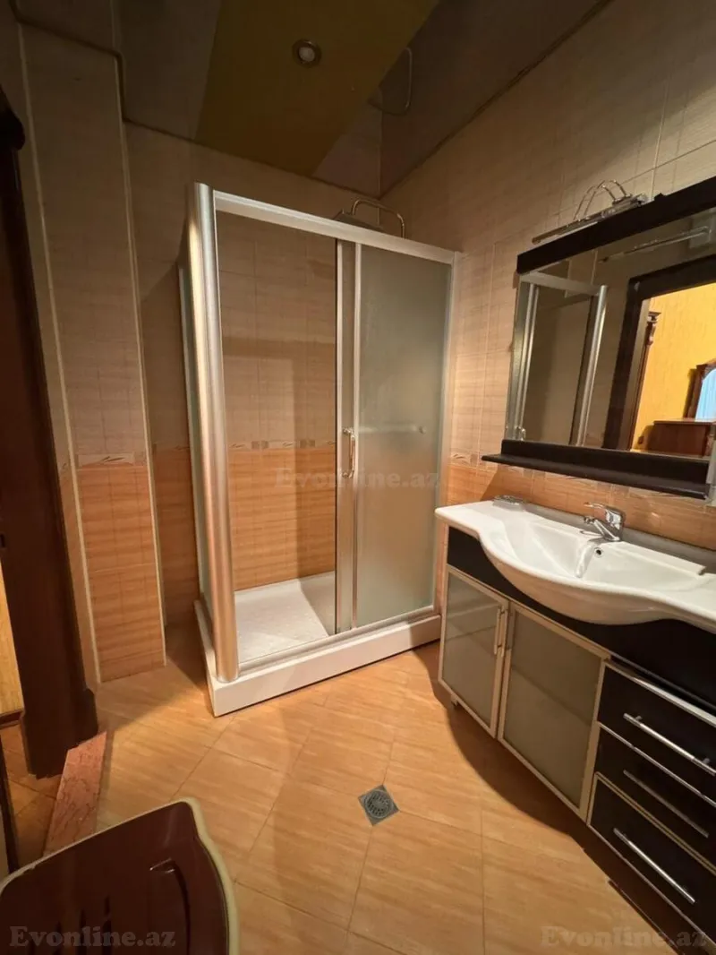Kirayə verilir 4 otaqlı Mənzil Yeni tikili 200 m² Nəriman Nərimanov m. - şəkil 15
