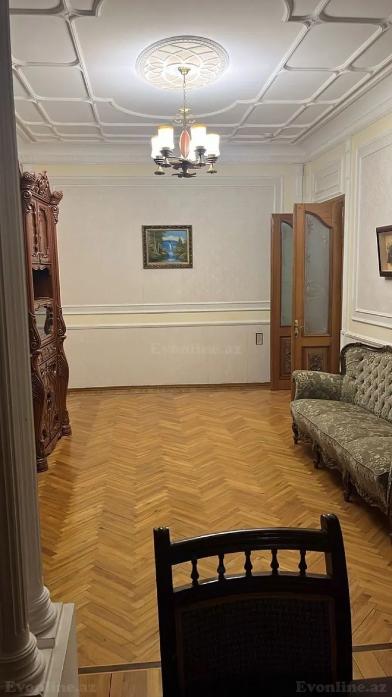 Kirayə verilir 3 otaqlı Mənzil Köhnə tikili 77 m² İçərişəhər m. - şəkil 4