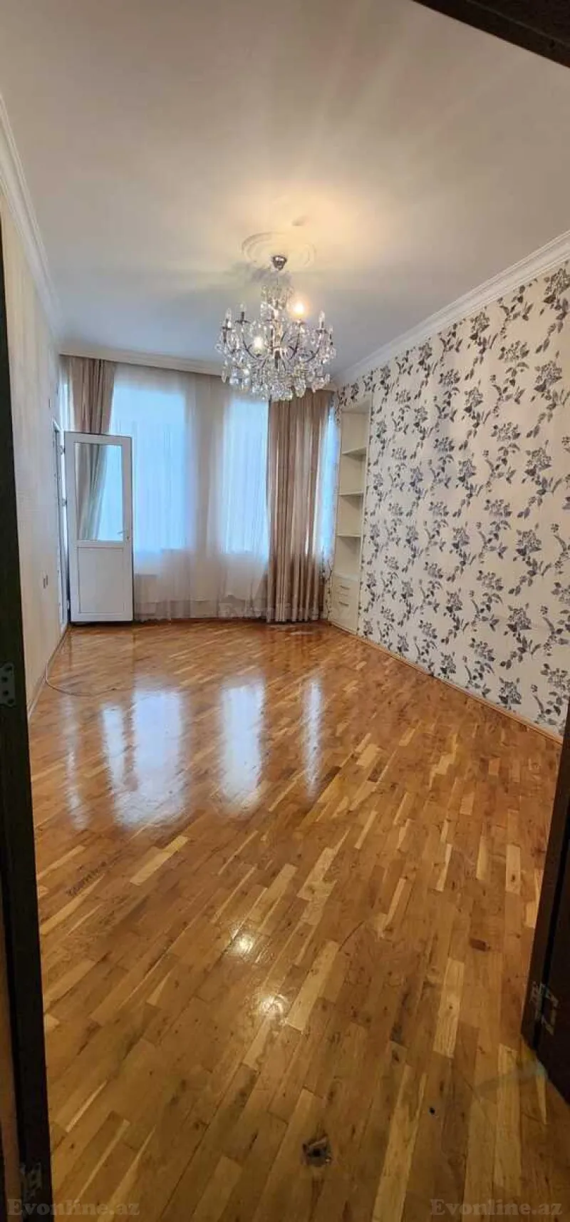 3 otaqlı Mənzil 78 m² Memar Əcəmi m. Satılır