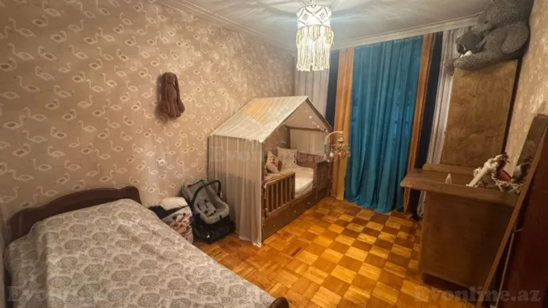 Satılır 4 otaqlı Mənzil Köhnə tikili 100 m² Xalqlar Dostluğu m. - şəkil 5