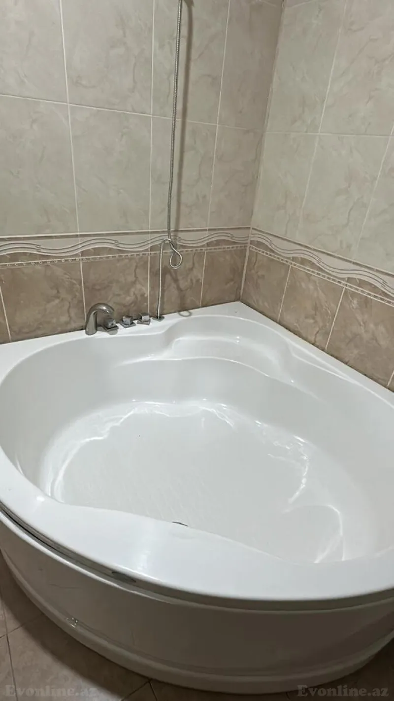 Kirayə verilir 2 otaqlı Mənzil Yeni tikili 90 m² 3-cü mikrorayon - şəkil 12