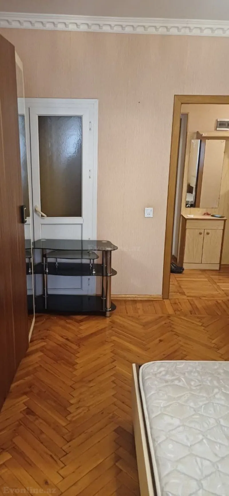 Satılır 2 otaqlı Mənzil Köhnə tikili 60 m² Qara Qarayev m. - şəkil 7