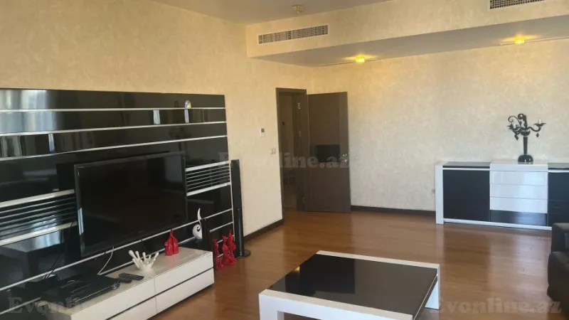 Kirayə verilir 4 otaqlı Mənzil Yeni tikili 170 m² Səbail r. - şəkil 3