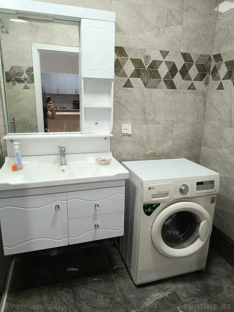 Kirayə verilir 2 otaqlı Mənzil Yeni tikili 80 m² Nəsimi r. - şəkil 9