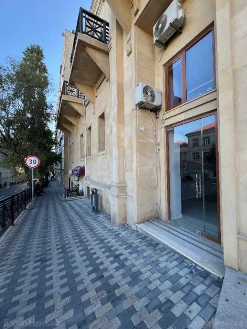 Satılır Obyekt 32 m² İçərişəhər m. - şəkil 2