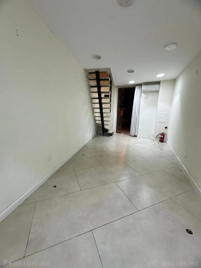 Satılır Obyekt 32 m² İçərişəhər m. - şəkil 6